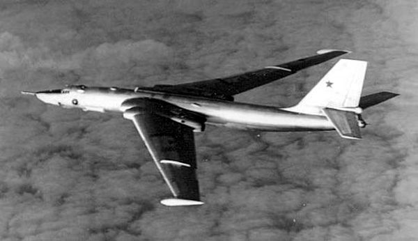 Myasishchev Mya-4/M-4 Molot 'Bison' - Avionslegendaires.net