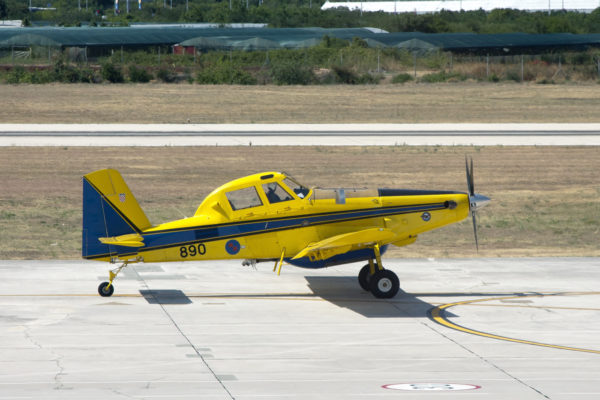 Air Tractor AT-802F.