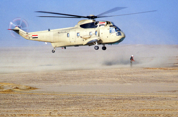 Assurant des missions d'assaut et de transport dans le désert égyptien.