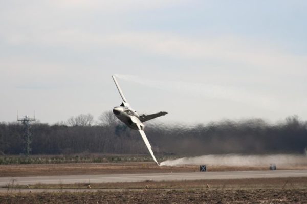 Juste pour montrer que le successeur n'est pas en reste : un Tornado de la RAF