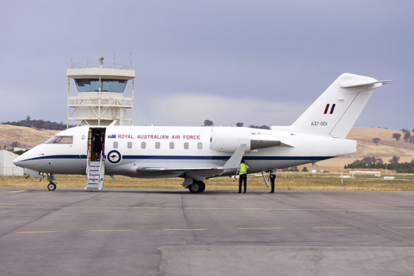 Bombardier CL-604 Challenger.