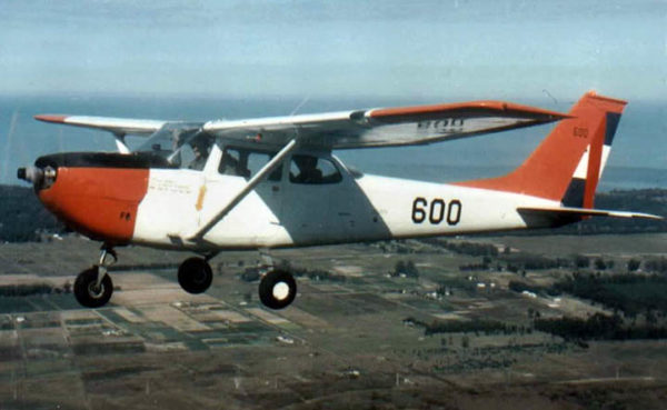 Cessna T-41D Mescalero.