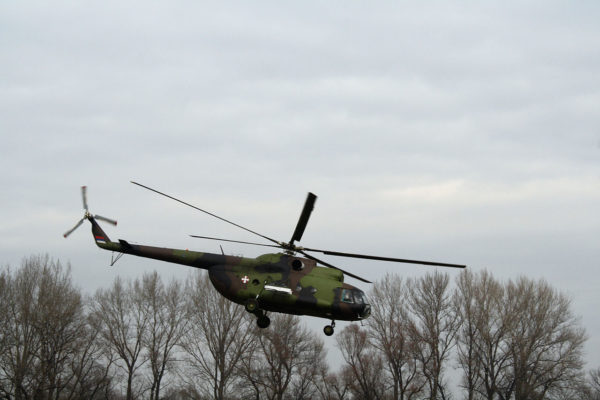 Mil Mi-8.Serbie_Wikimédia