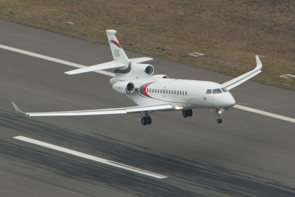 Falcon 8x