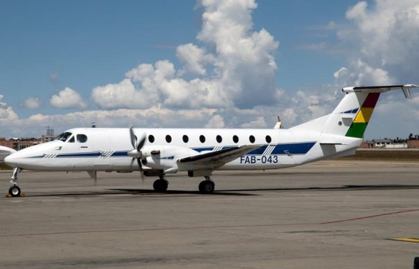 beechcraft-1900d-faebolivie