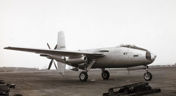 Douglas XB-42 Mixmaster — Avionslegendaires.net