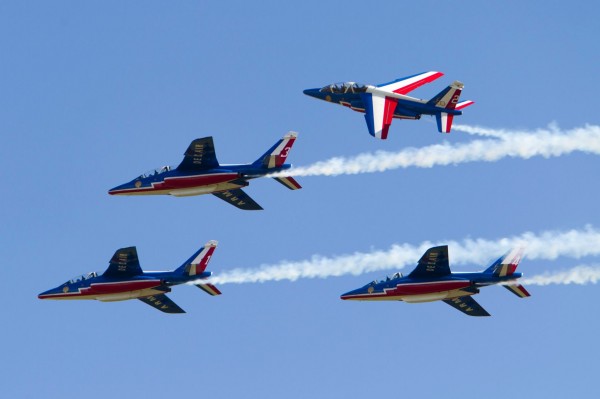 Officiellement appelé PAF, elle est mondialement connue sous le nom de Patrouille de France. Ici quatre de ses Alpha Jet E.