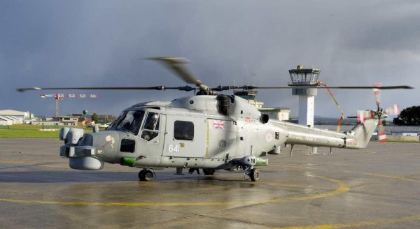 Un Lynx anglais sous un ciel breton que l'Angleterre ne renierait pas.